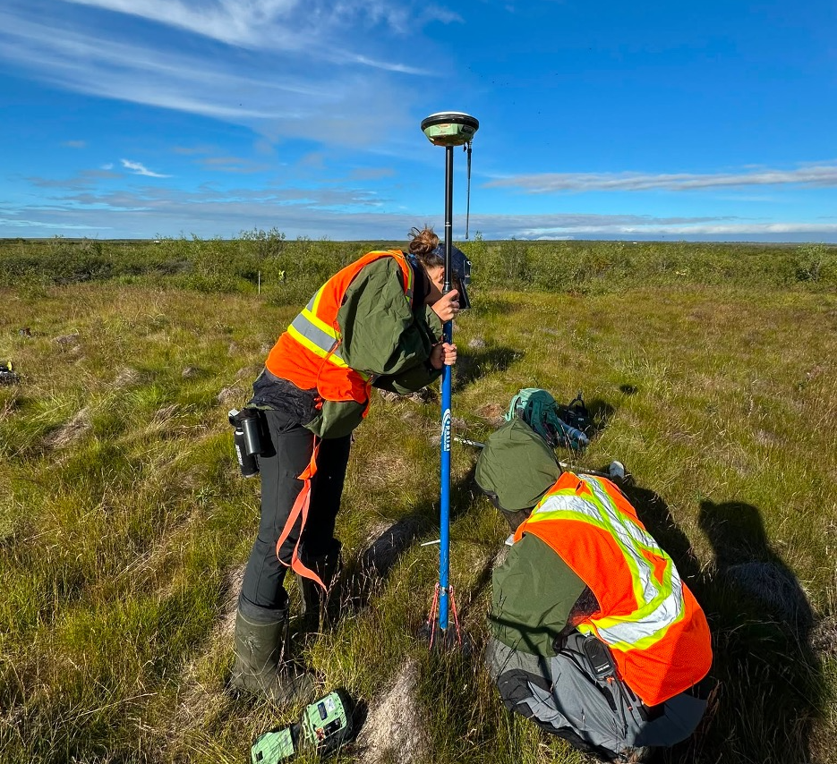 DGPS measurements at mud sumps. Picture 2